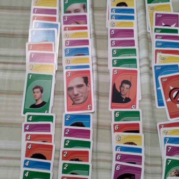 Mattel NSYNC UNO card game - Picture 5 of 8